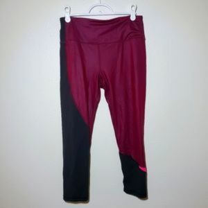 Victoria secret work out Capri leggings